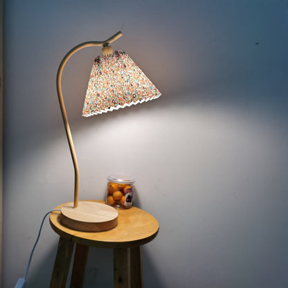 Minimalistische Tischlampe | Blumenform