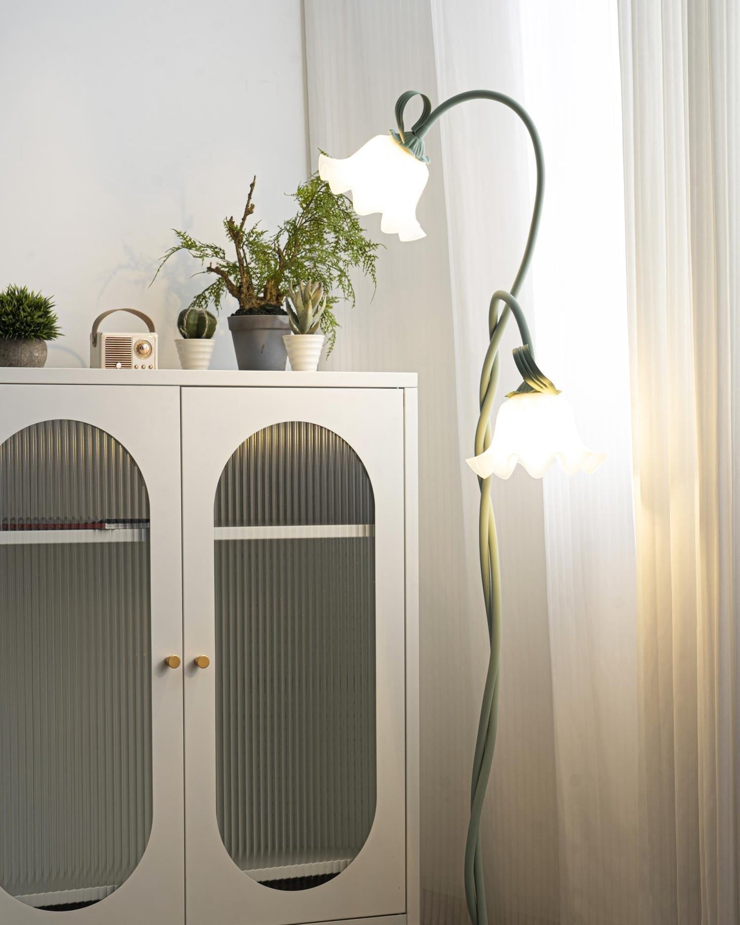 LED-Stehlampe Fürs Wohnzimmer | Blumenform