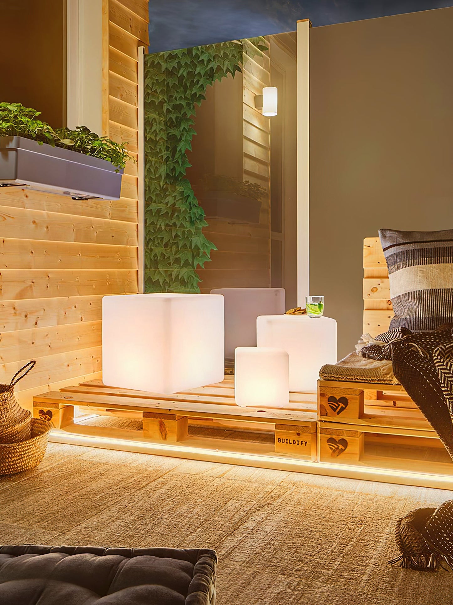 Würfel Stehlampe | LED