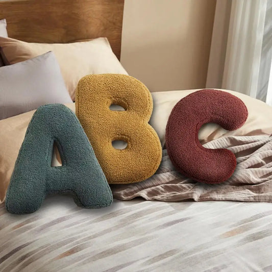 Alphabetisches Kissen | Anmutig