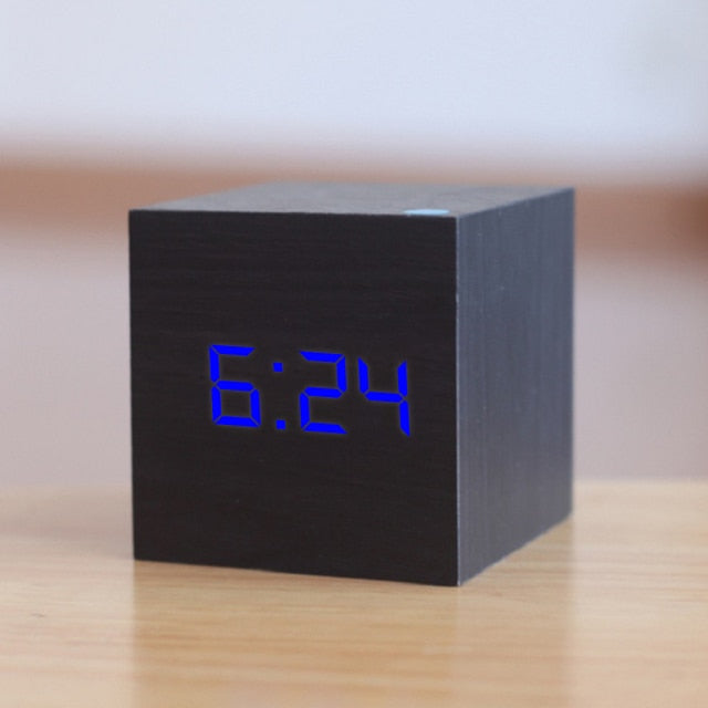 Digitaler Quadratischer LED-Wecker | Moderne Zeitmessung für Ihr Zuhause